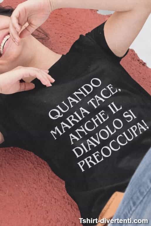 Maglietta divertente diavolo preoccupato con nome a scelta