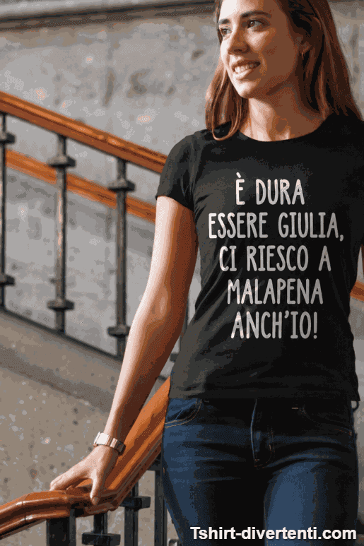 Maglietta divertente è dura essere con nome a scelta