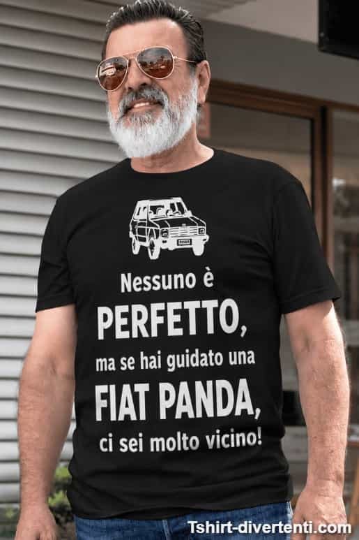 Maglietta divertente nessuno è perfetto con marca a scelta