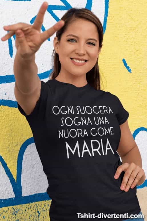 Maglietta divertente ogni suocera sogna con nome a scelta