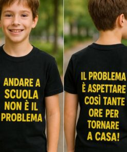 Maglietta per bambini scuola non è il problema