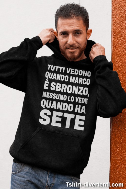 Felpa con cappuccio divertente assetato nome a scelta
