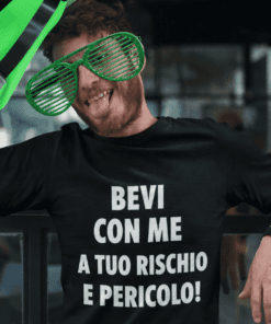 Maglietta divertente bevi con me a tuo rischio