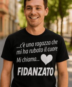 Maglietta divertente mi chiama fidanzato